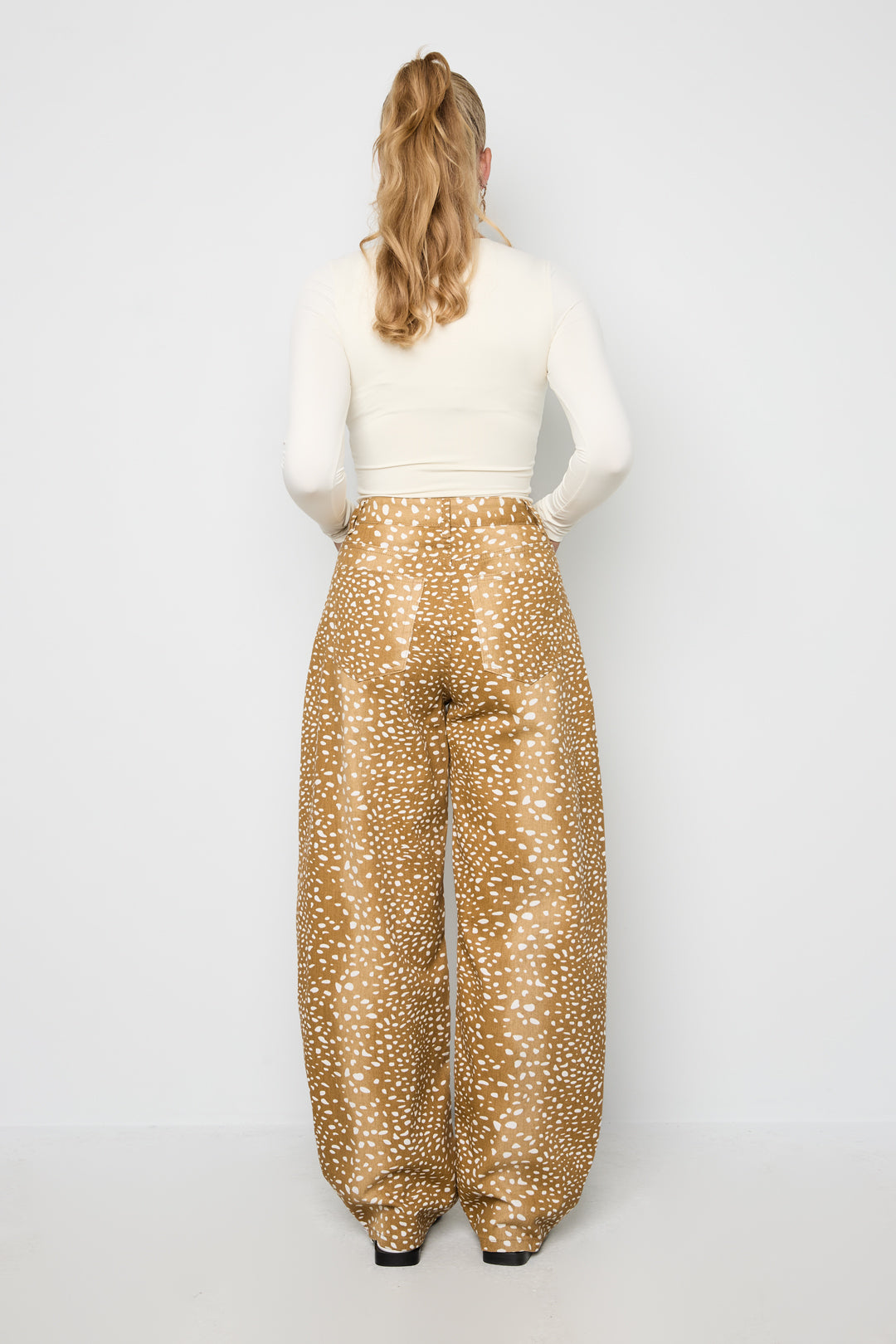 Jeans à motif cerf